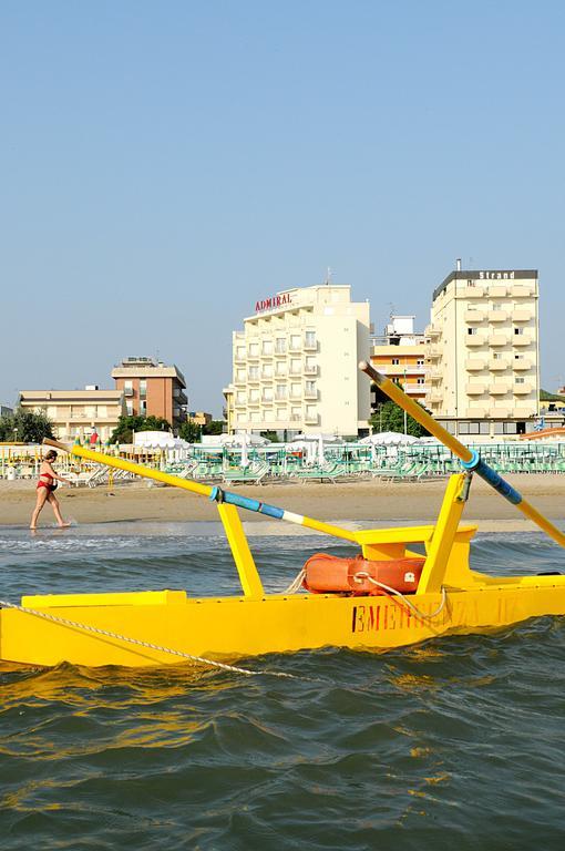 Hotel Admiral - On The Beach リッチョーネ エクステリア 写真