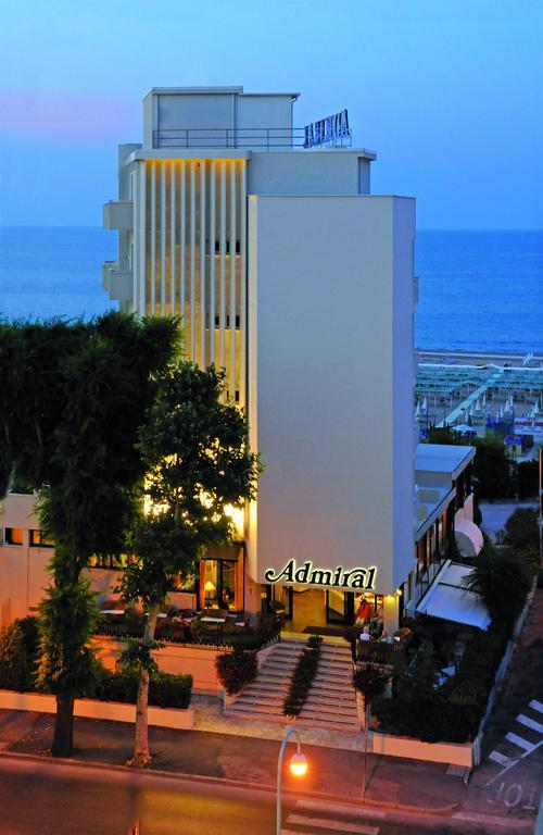 Hotel Admiral - On The Beach リッチョーネ エクステリア 写真
