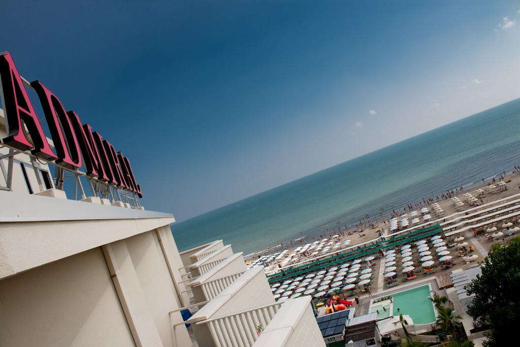 Hotel Admiral - On The Beach リッチョーネ エクステリア 写真
