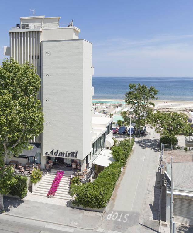 Hotel Admiral - On The Beach リッチョーネ エクステリア 写真